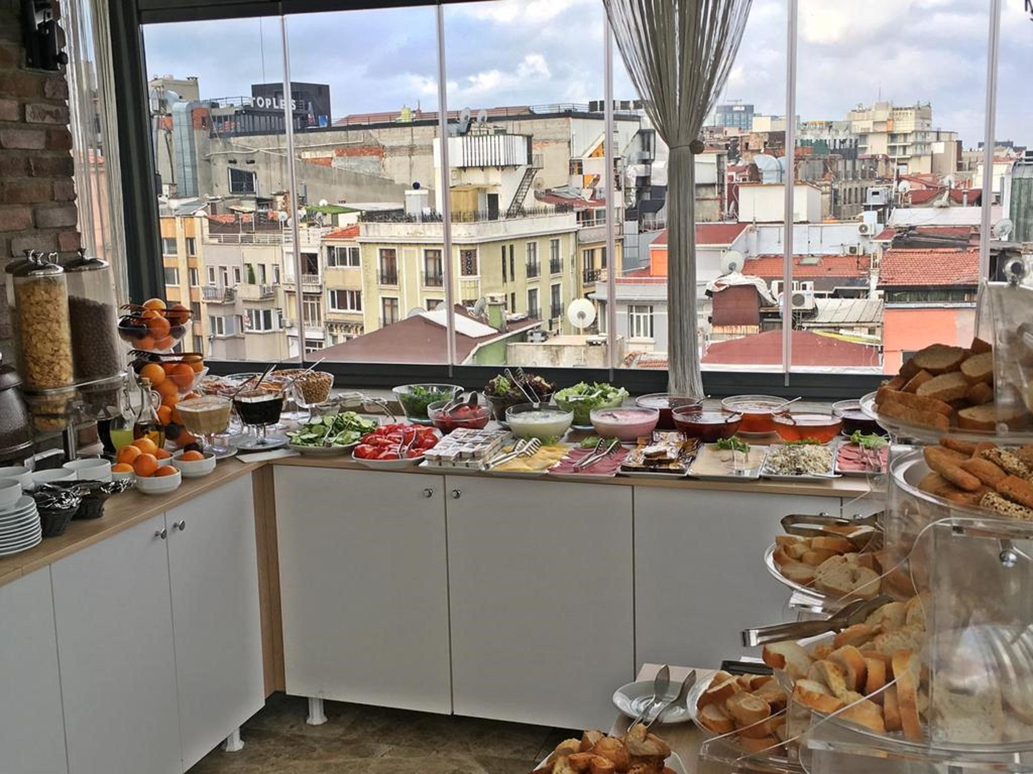 Taksim Line Hotel Istanboel Buitenkant foto